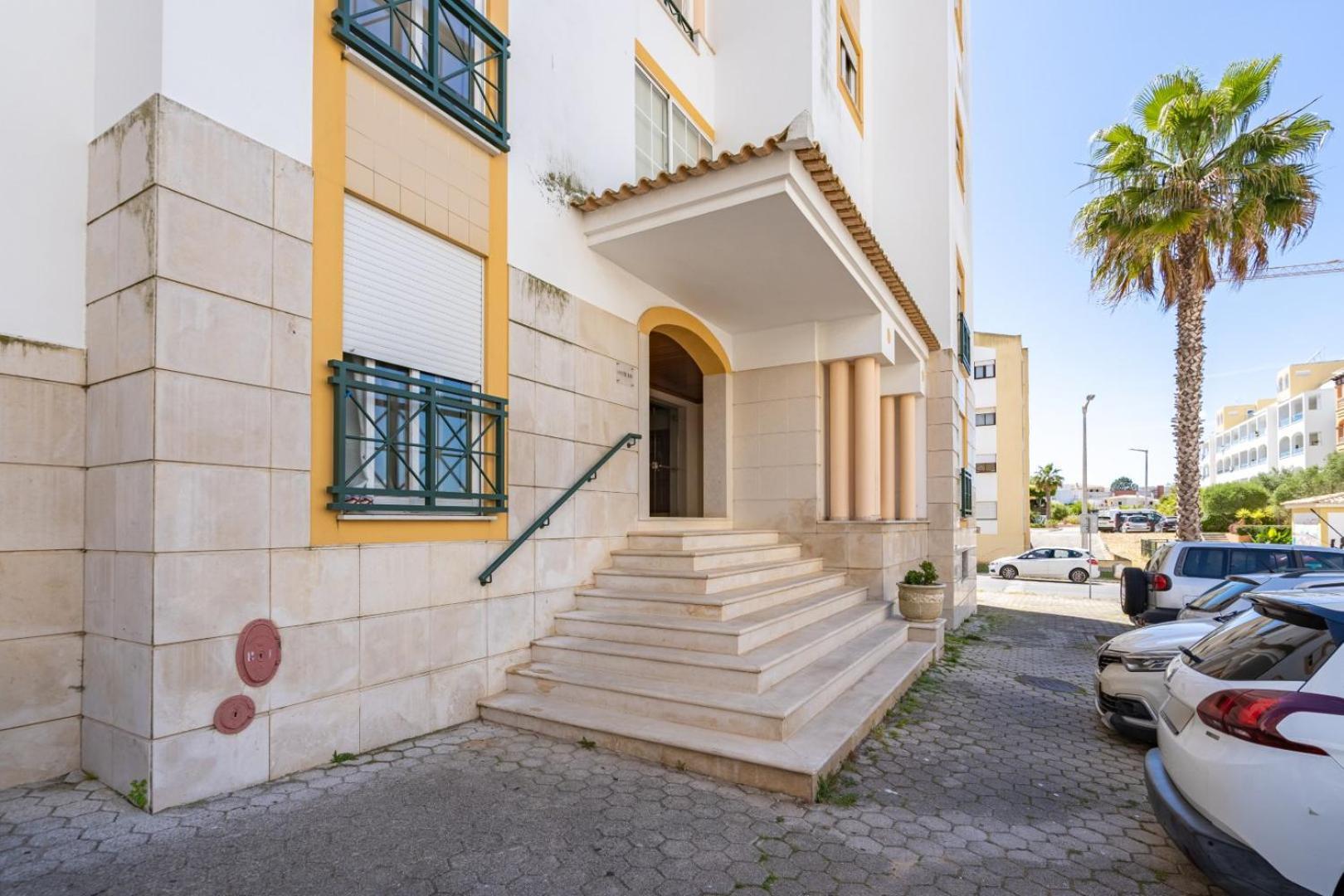 Two Bedroom Apartment - 110M2, Ac, Terrace, Wi-Fi Lagos Buitenkant foto